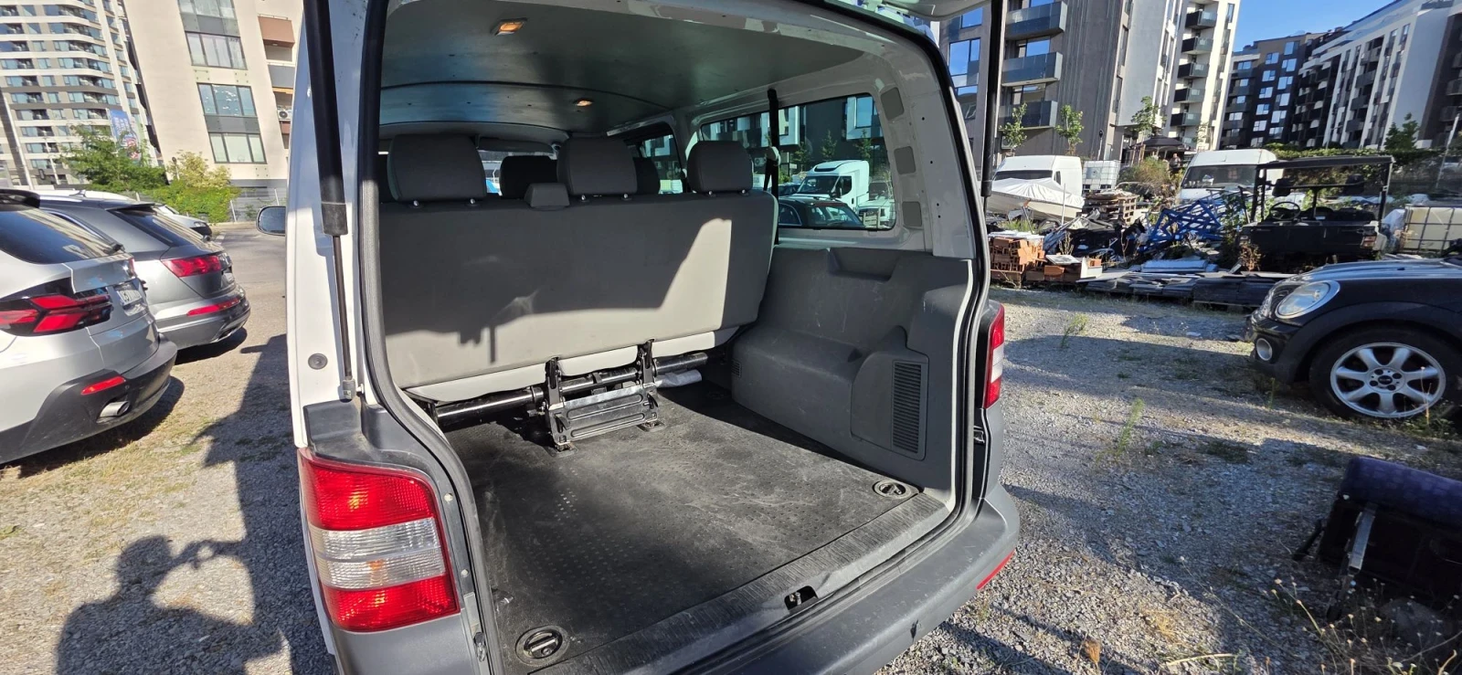 VW T5 2.0TDI 180 4?4, снимка 12 - Бусове и автобуси - 56111216