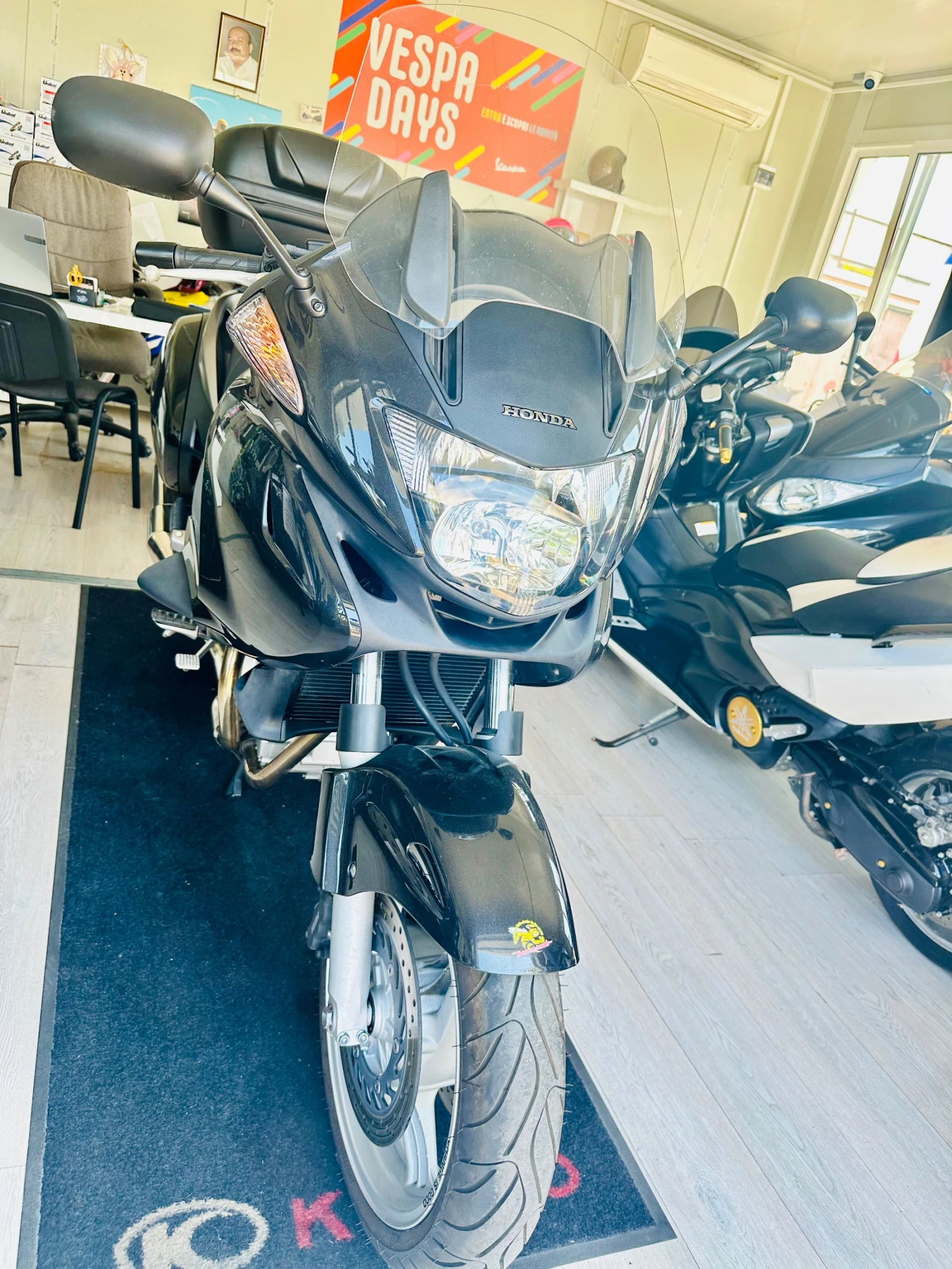 Honda Deauville NT700V 09.2011г., снимка 1