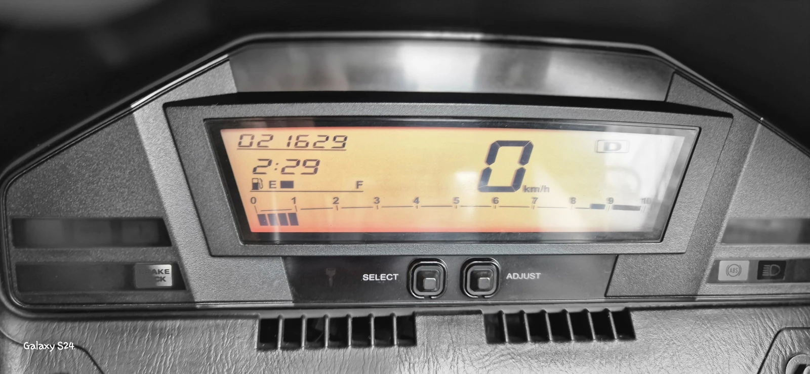 Suzuki Burgman Executive, снимка 9 - Мотоциклети и мототехника - 52622342