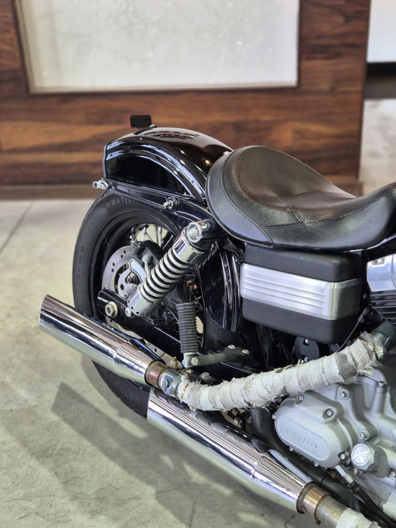 Harley-Davidson Dyna STREET BOB FXDB Нов внос от ШВЕЙЦАРИЯ!!!, снимка 14 - Мотоциклети и мототехника - 55596111