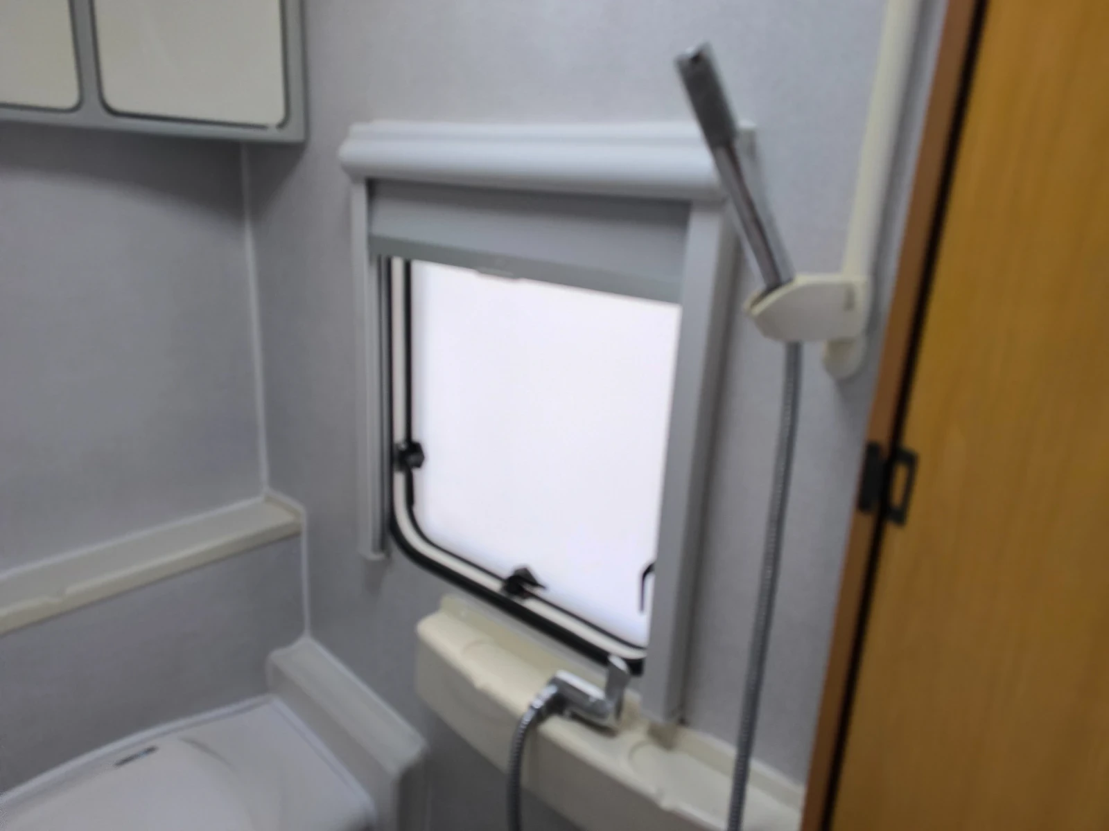 Каравана LMC Lord Ambassador  - изображение 9