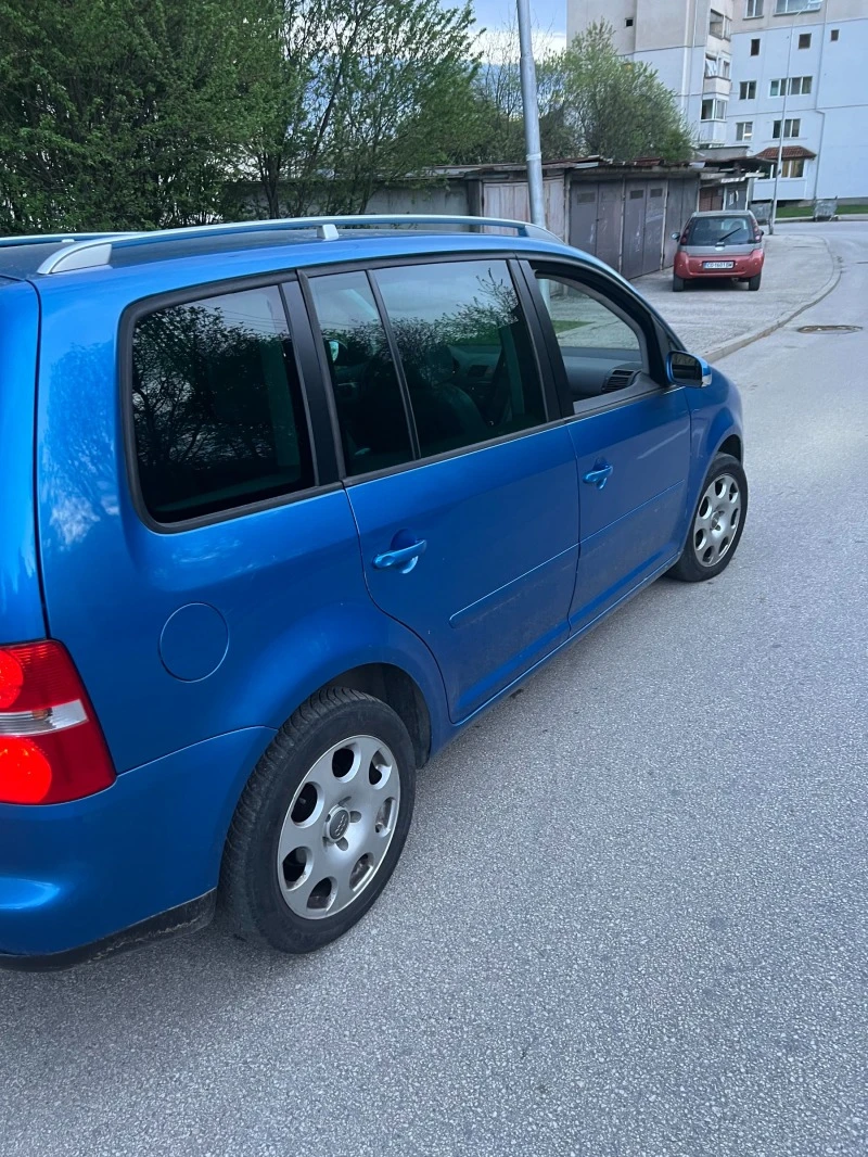 VW Touran, снимка 5 - Автомобили и джипове - 45082813