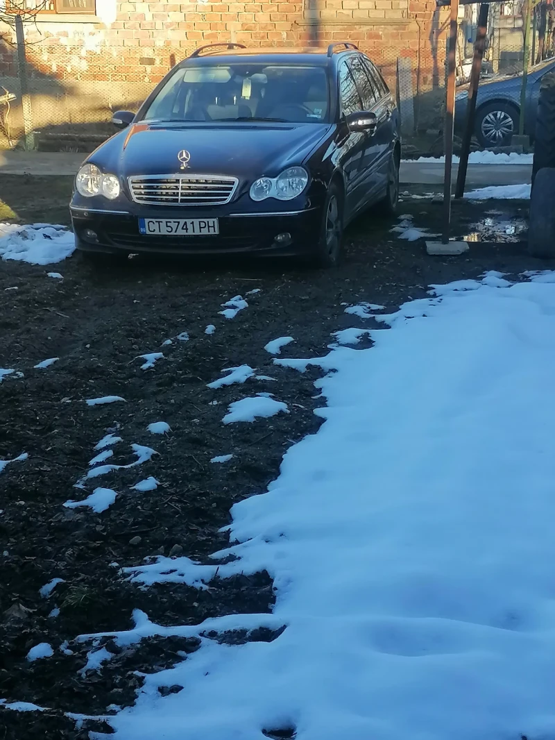 Mercedes-Benz C 220, снимка 1 - Автомобили и джипове - 48741423