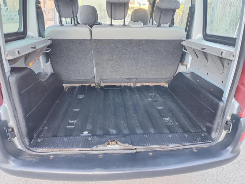 Renault Kangoo 1.5dci, снимка 13 - Автомобили и джипове - 48888242