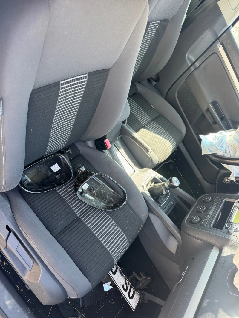 VW Golf 1.4TSI 122ks, снимка 10 - Автомобили и джипове - 52599727