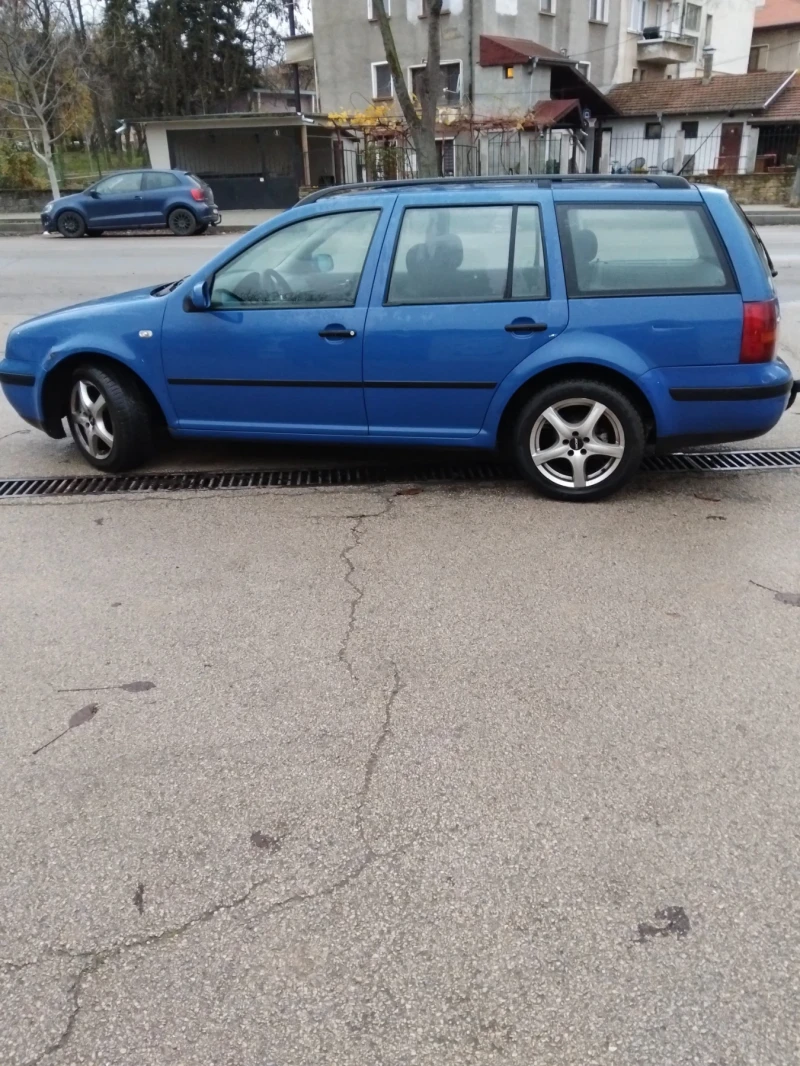 VW Golf, снимка 2 - Автомобили и джипове - 52808952