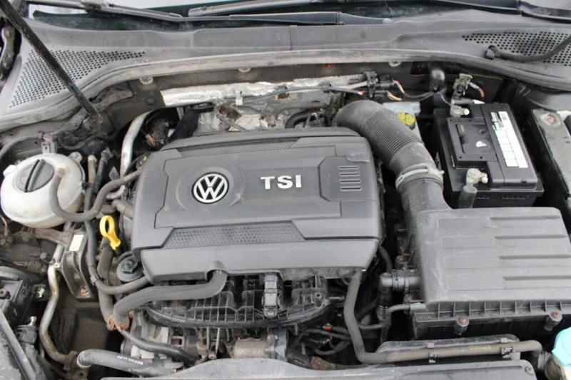 VW Golf Volkswagen Golf SportWag* АвтоКредит* (ЦЕНА ДО БГ), снимка 9 - Автомобили и джипове - 53236061