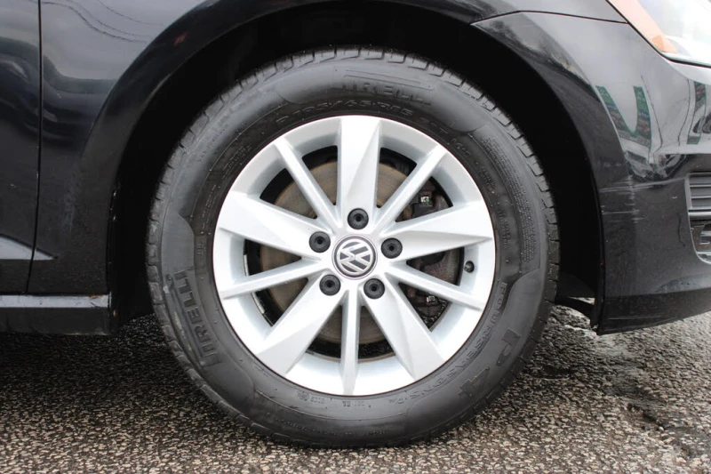 VW Golf Volkswagen Golf SportWag* АвтоКредит* (ЦЕНА ДО БГ), снимка 13 - Автомобили и джипове - 53236061