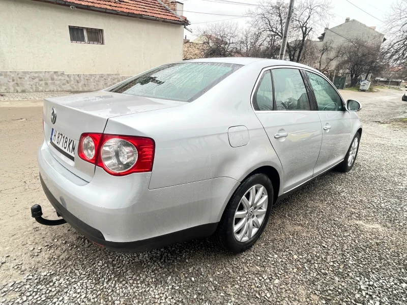 VW Jetta 1.9 TDI 105 k.c , снимка 3 - Автомобили и джипове - 53416784