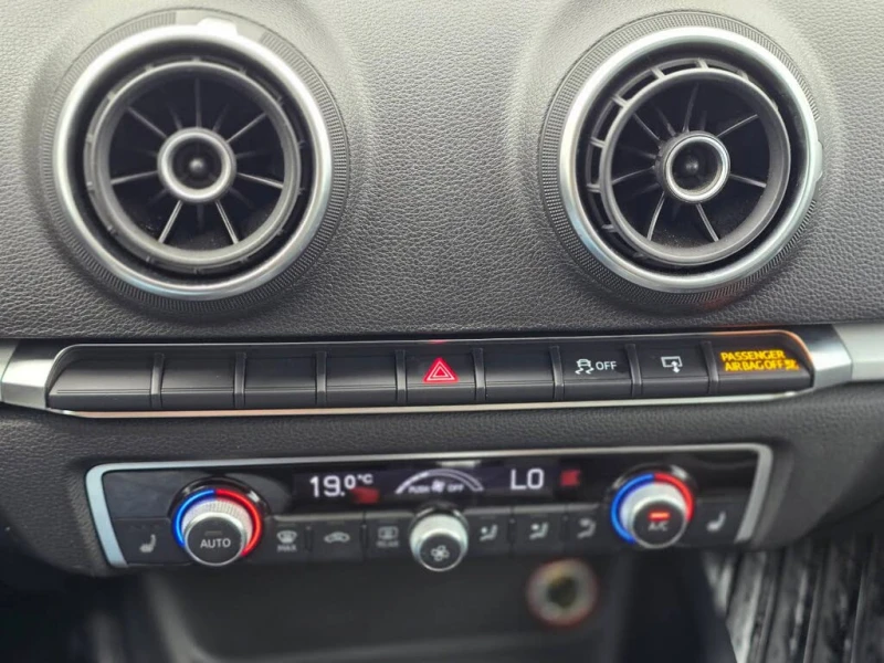 Audi A3 QUATTRO* KOMFORT* KEYLESS АвтоКредит(ЦЕНА ДО БГ), снимка 11 - Автомобили и джипове - 53435945