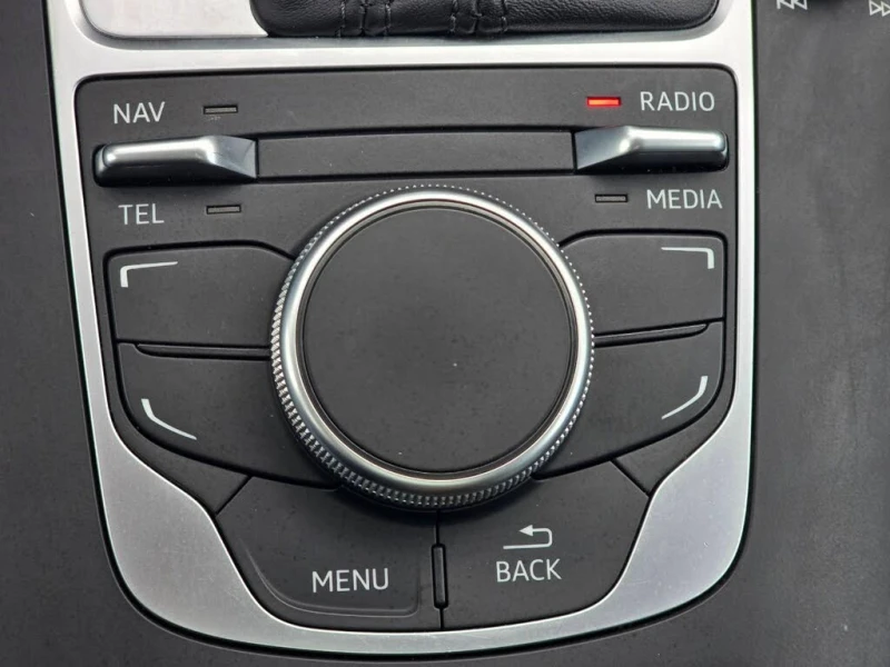 Audi A3 QUATTRO* KOMFORT* KEYLESS АвтоКредит(ЦЕНА ДО БГ), снимка 12 - Автомобили и джипове - 53435945