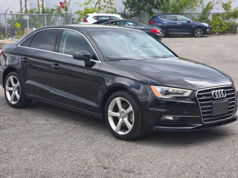 Audi A3 QUATTRO* KOMFORT* KEYLESS АвтоКредит(ЦЕНА ДО БГ), снимка 2 - Автомобили и джипове - 53435945