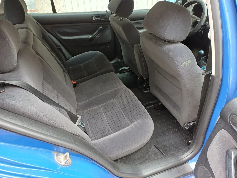 VW Golf 1J, снимка 7 - Автомобили и джипове - 53455089