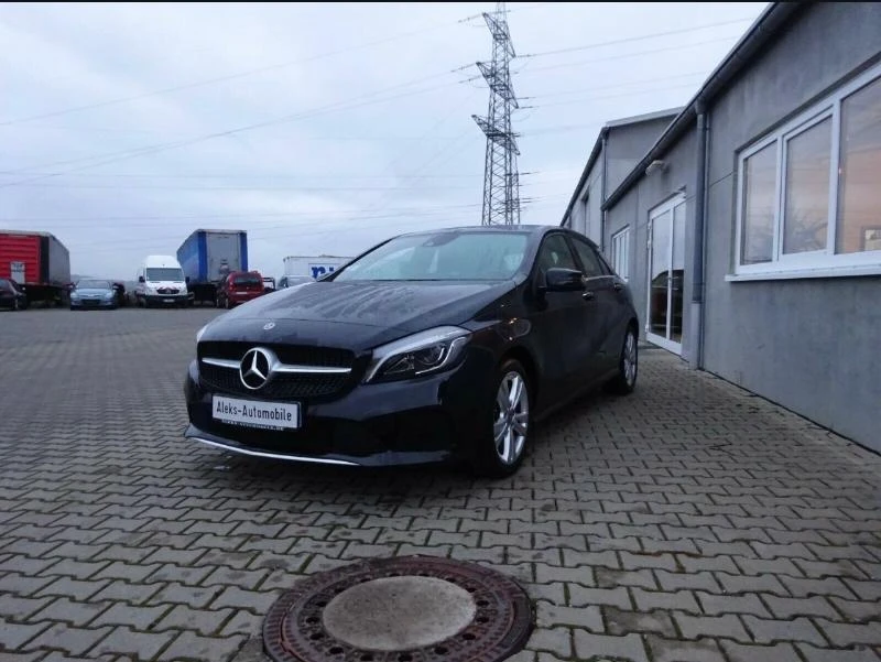 Mercedes-Benz A 180, снимка 1 - Автомобили и джипове - 38409328