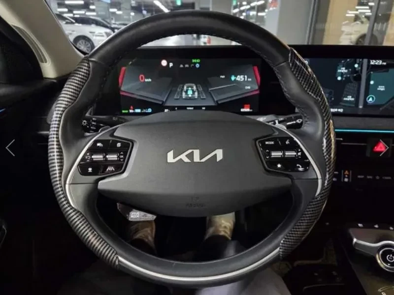 Kia EV6 Long Range 4WD Air - САМО 30% АВАНС, снимка 12 - Автомобили и джипове - 56288000