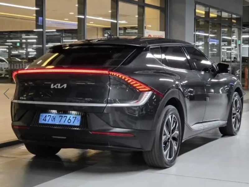 Kia EV6 Long Range 4WD Air - САМО 30% АВАНС, снимка 5 - Автомобили и джипове - 56288000