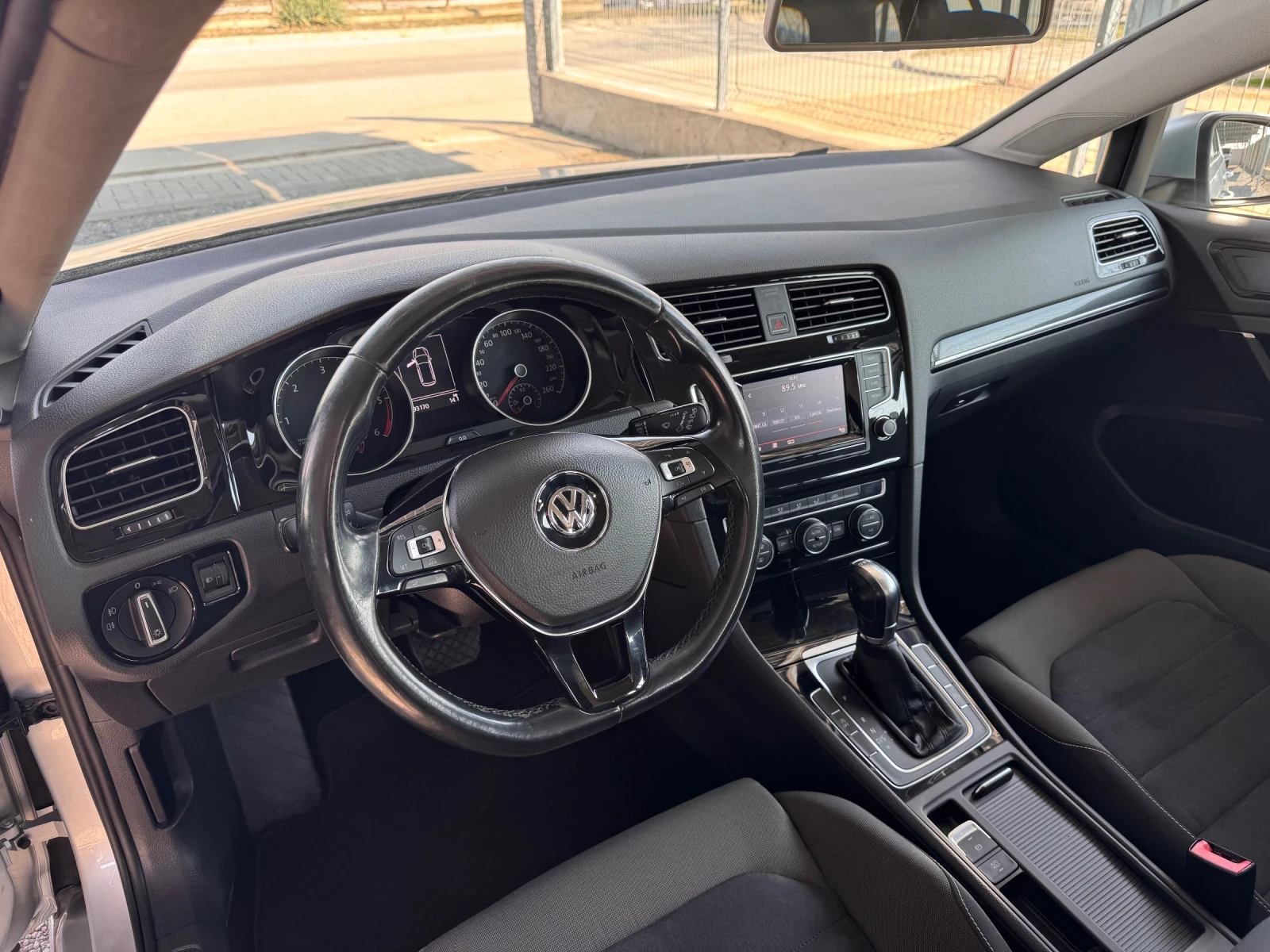 VW Golf 1.6TDI DSG Bluemotion * Highline*  - изображение 10