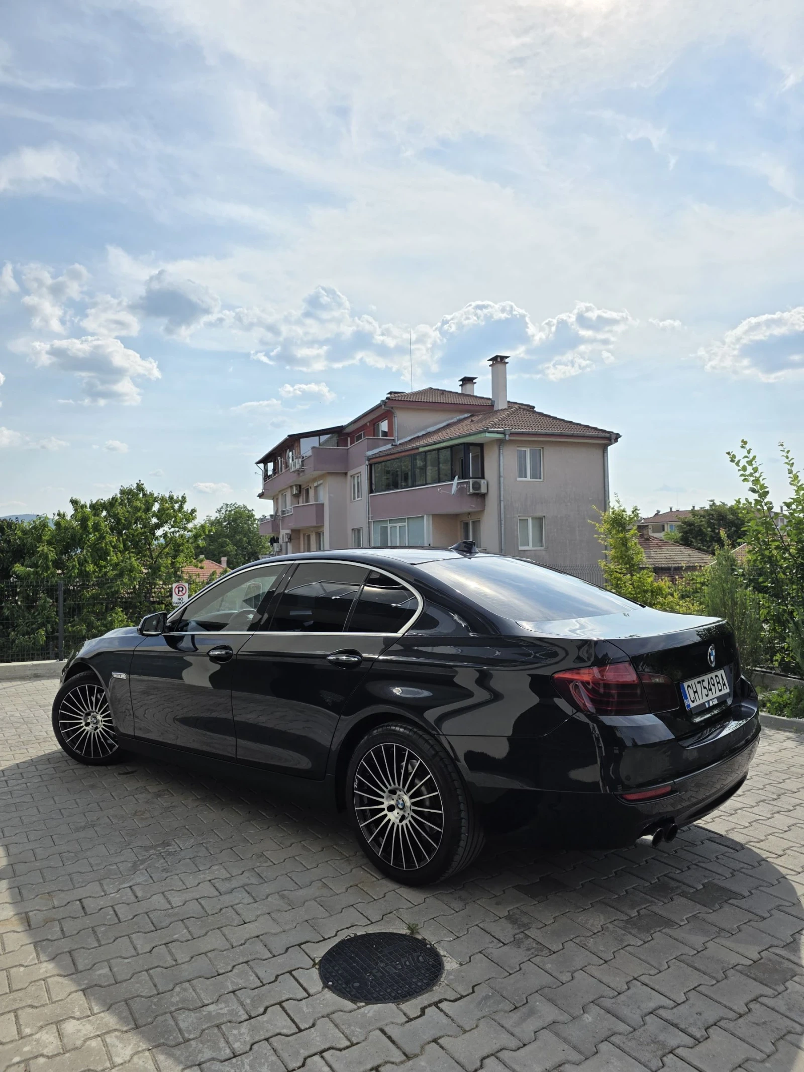 BMW 520 X-Drive, Luxury - изображение 2