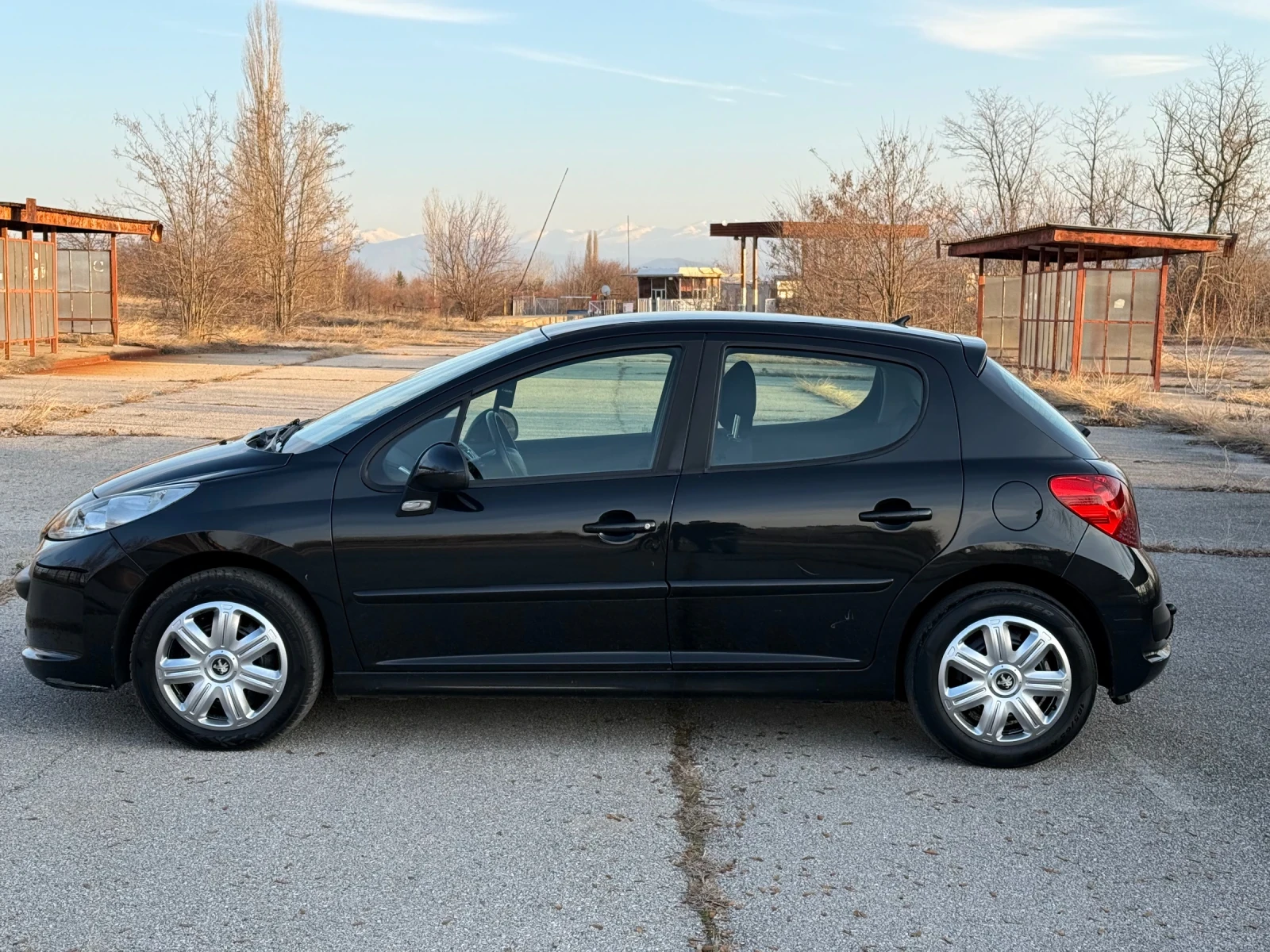 Peugeot 207 1.6hdi 90h.p - изображение 2
