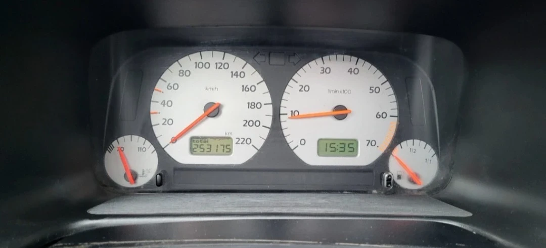 VW Golf Variant  - изображение 10