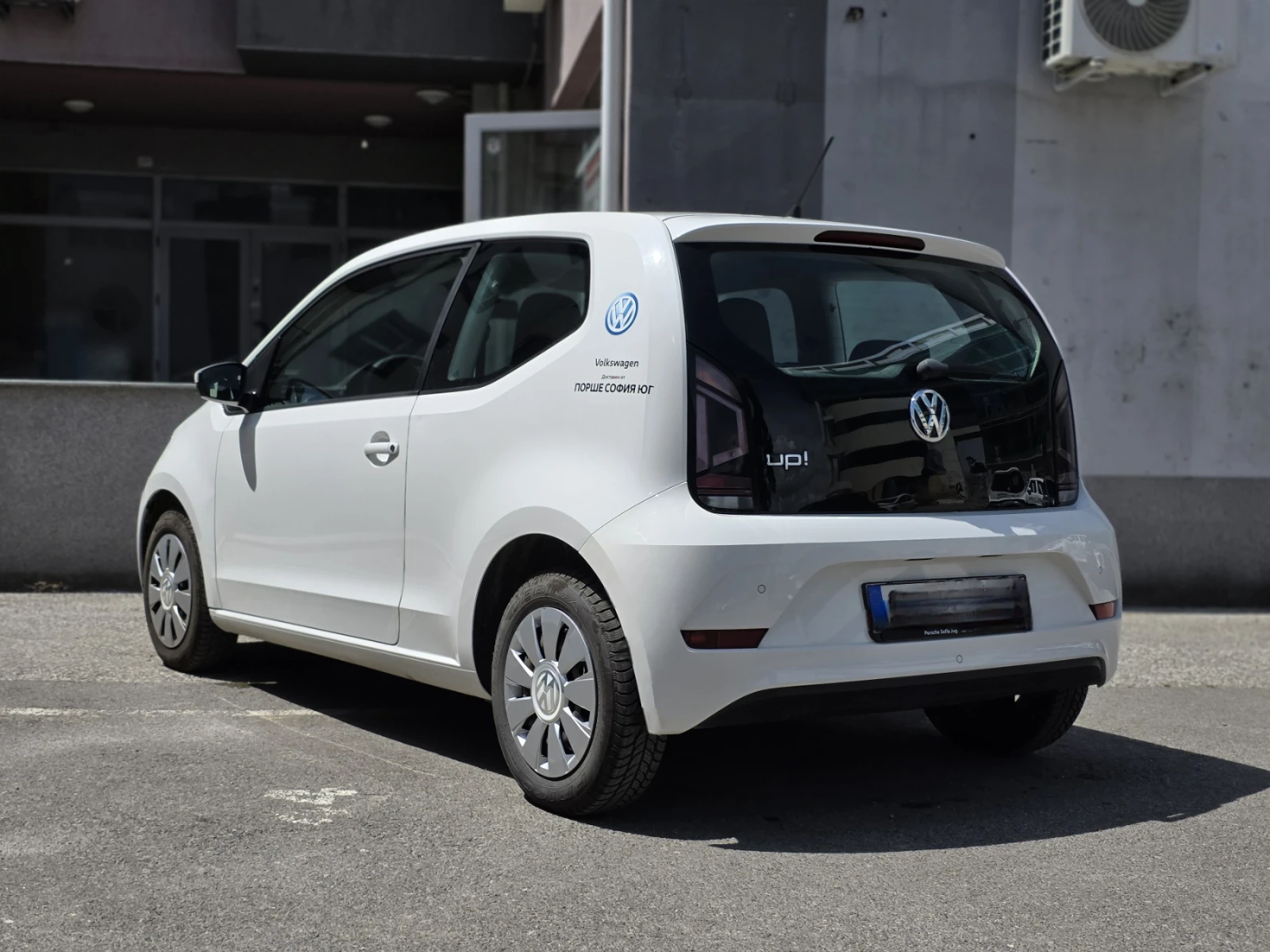VW Up 1.0 - изображение 4