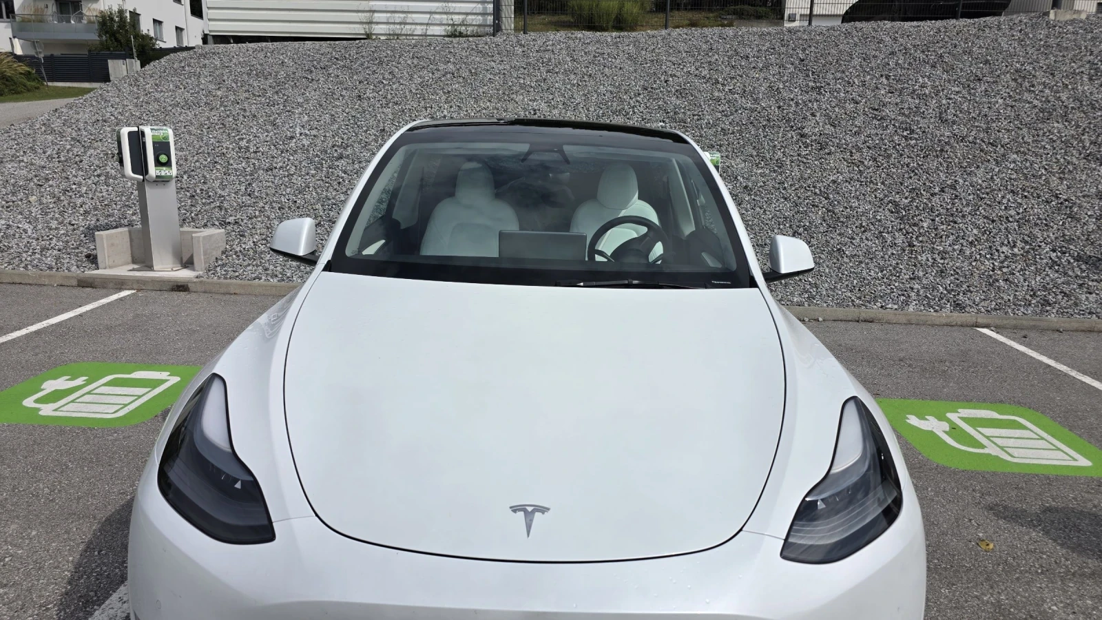 Tesla Model Y  - изображение 8