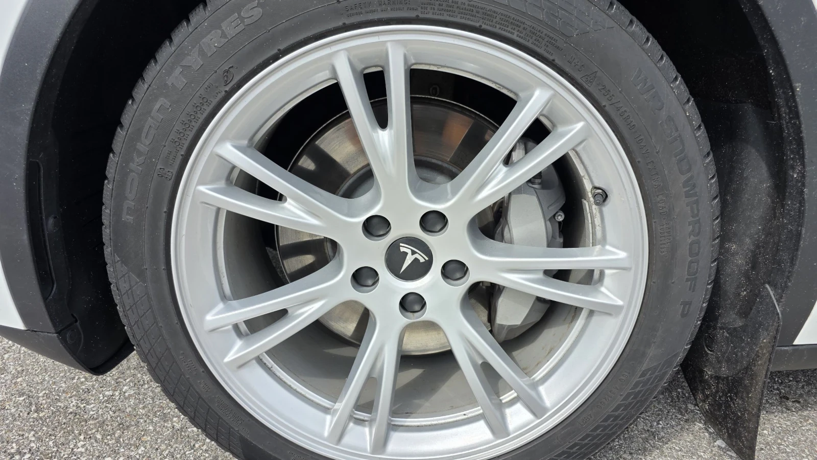 Tesla Model Y  - изображение 4