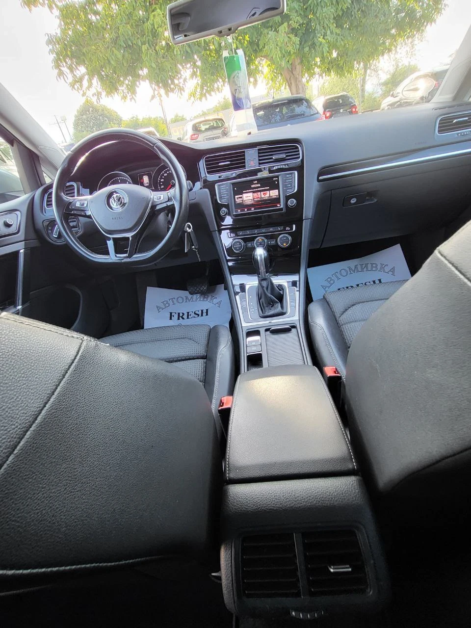 VW Golf 2.0TDI High Line Automatic Euro6 - изображение 9
