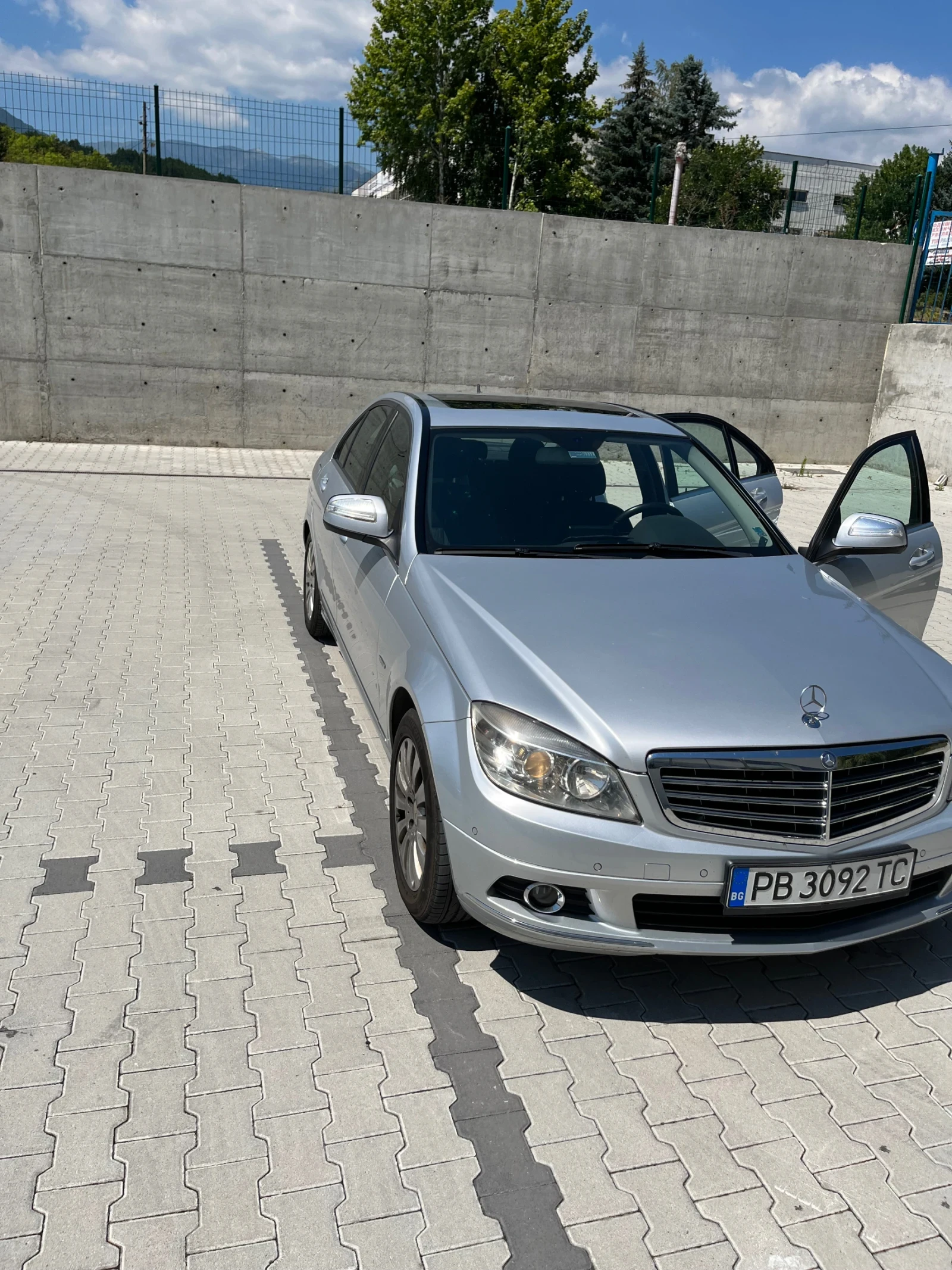 Mercedes-Benz C 220  - изображение 7