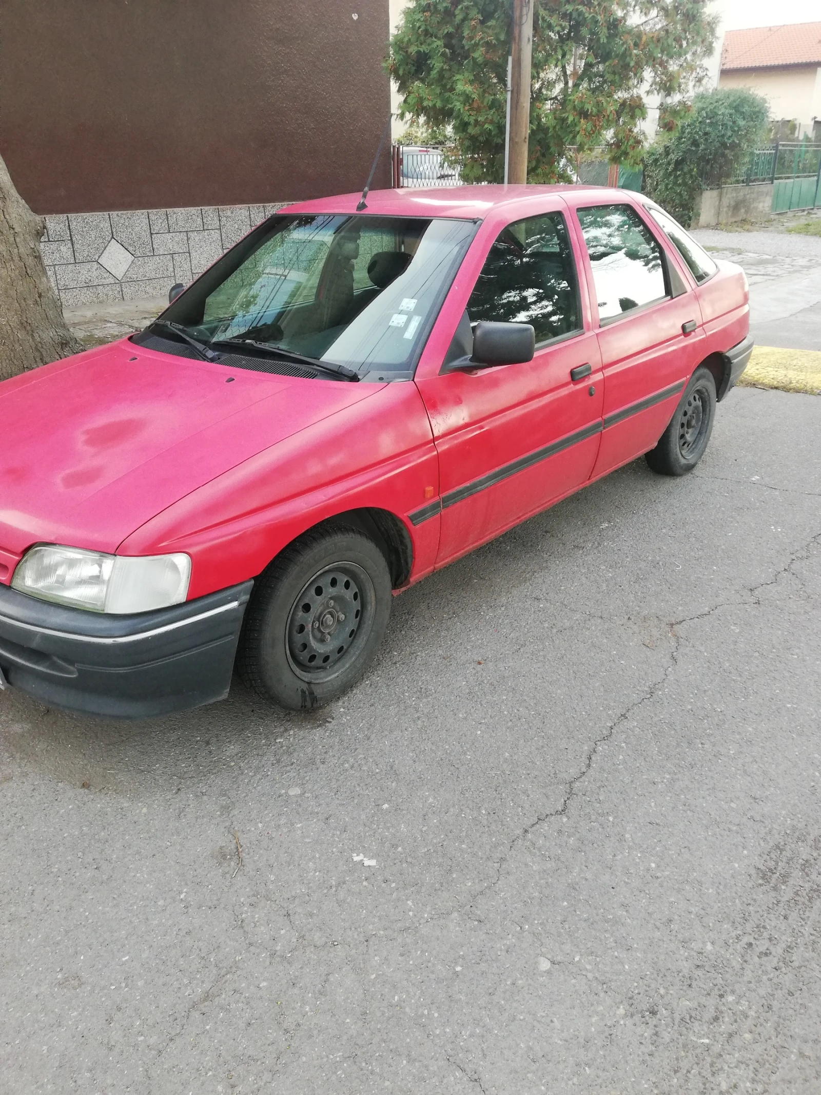 Ford Escort  - изображение 2