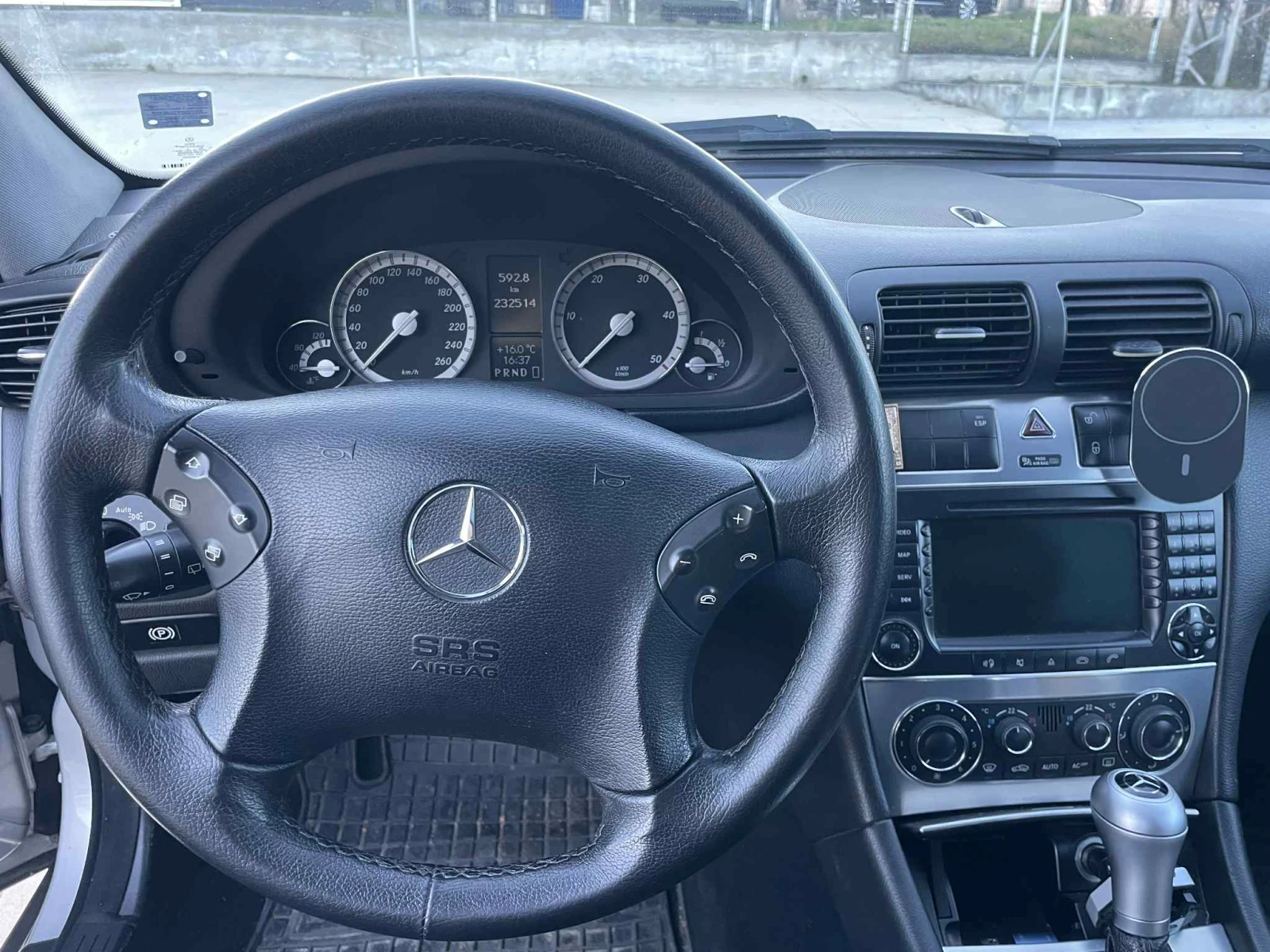 Mercedes-Benz C 220 2.2 | Mobile.bg   14