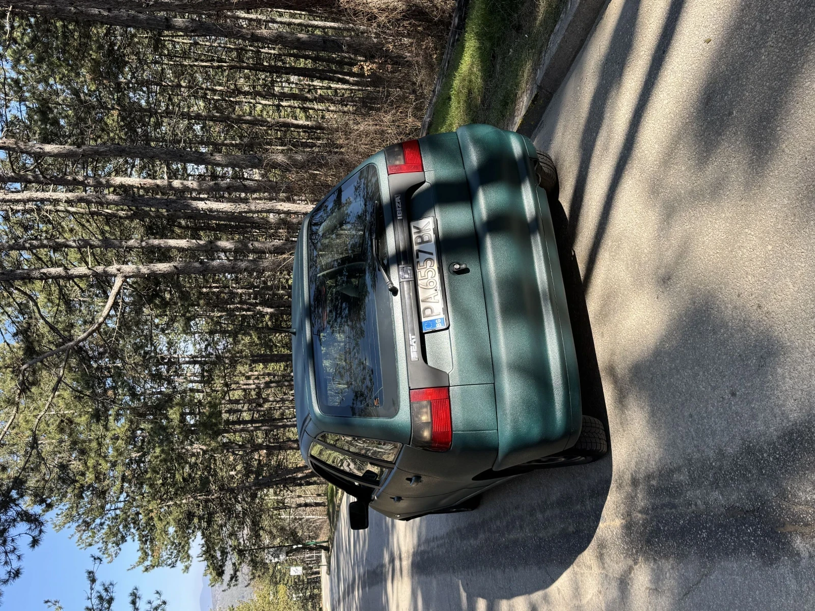 Seat Ibiza 1.0, снимка 4 - Автомобили и джипове - 53762035