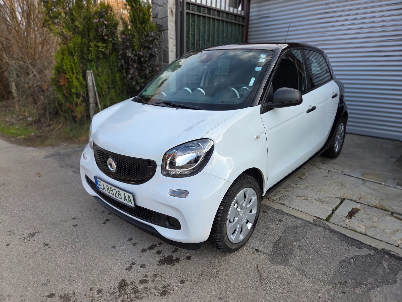 Smart Forfour electric, снимка 3 - Автомобили и джипове - 54011122