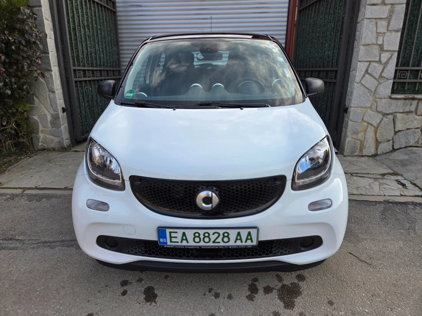 Smart Forfour electric, снимка 2 - Автомобили и джипове - 54011122