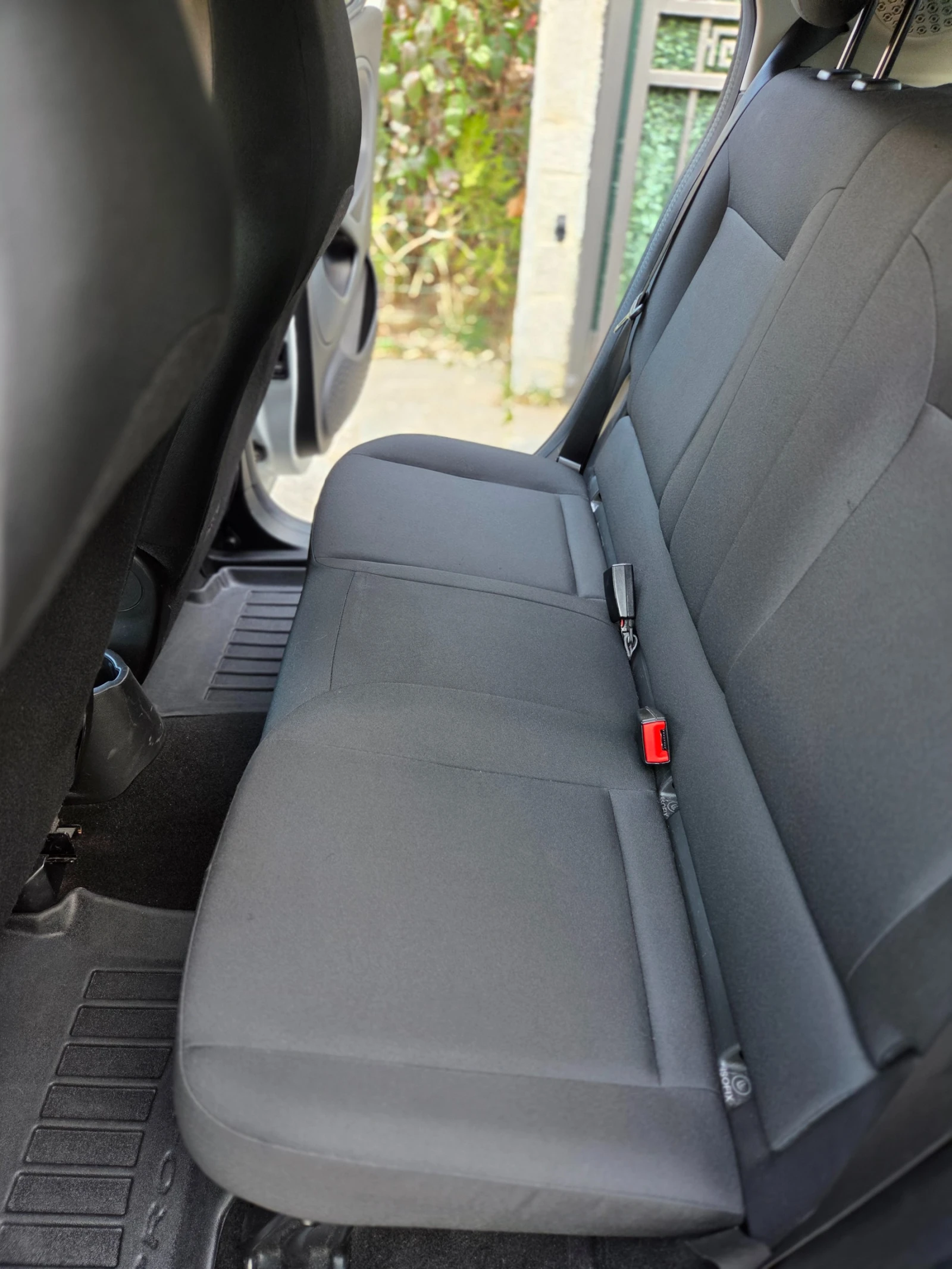 Smart Forfour electric, снимка 11 - Автомобили и джипове - 54011122