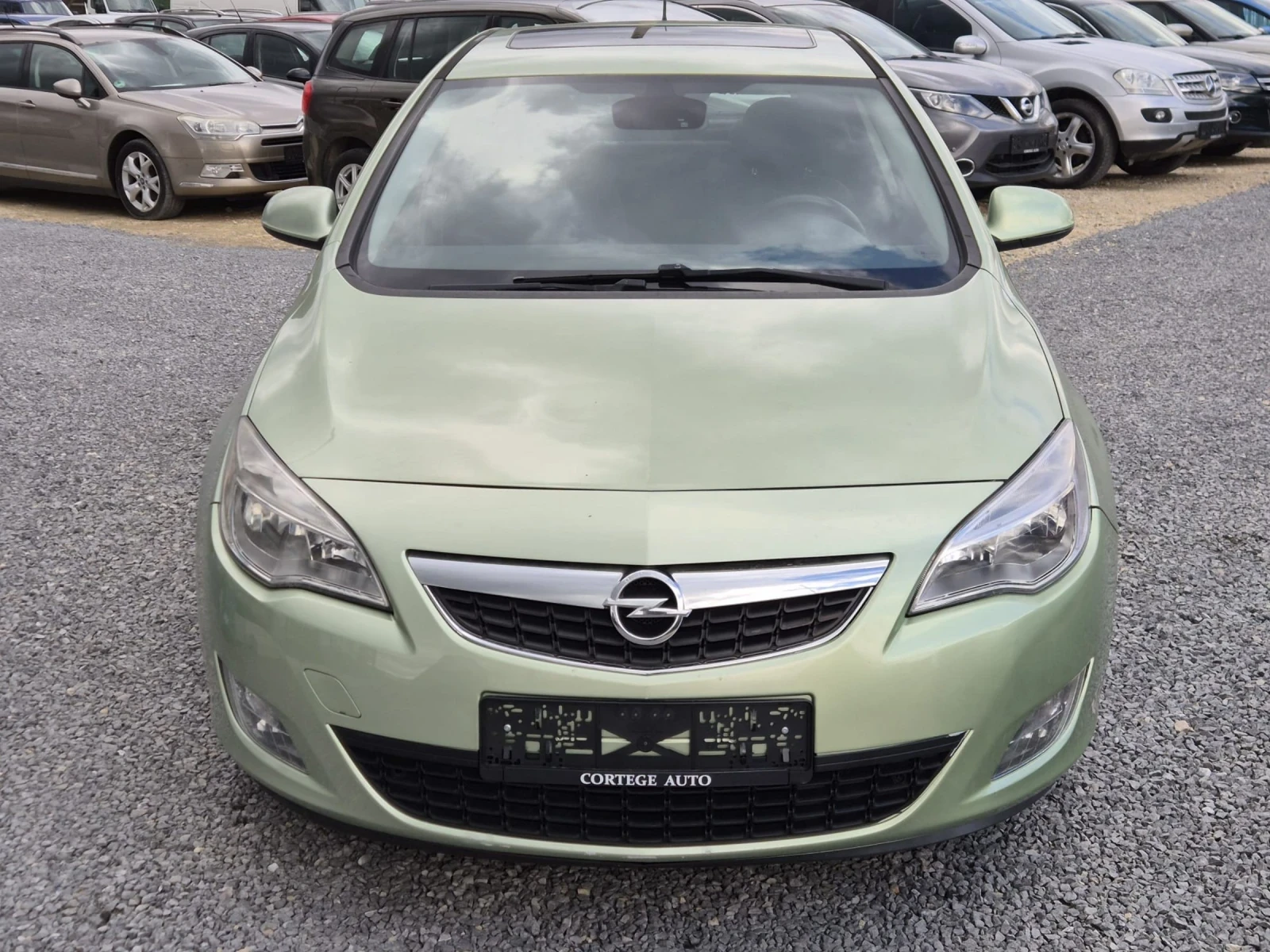 Opel Astra 1.7 CDTI, снимка 3 - Автомобили и джипове - 54031442