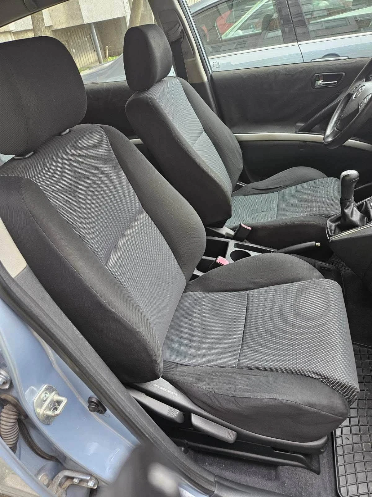 Toyota Corolla verso D4d, снимка 12 - Автомобили и джипове - 54069905