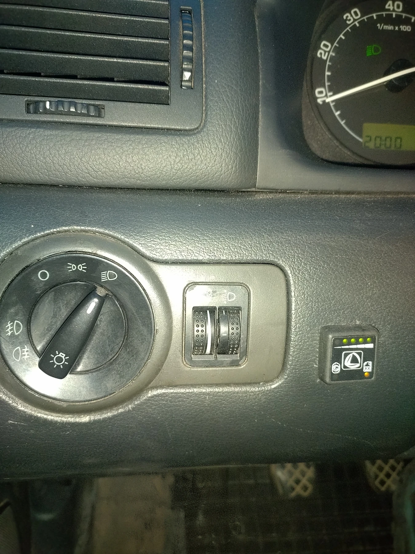 Skoda Octavia, снимка 15 - Автомобили и джипове - 54492372
