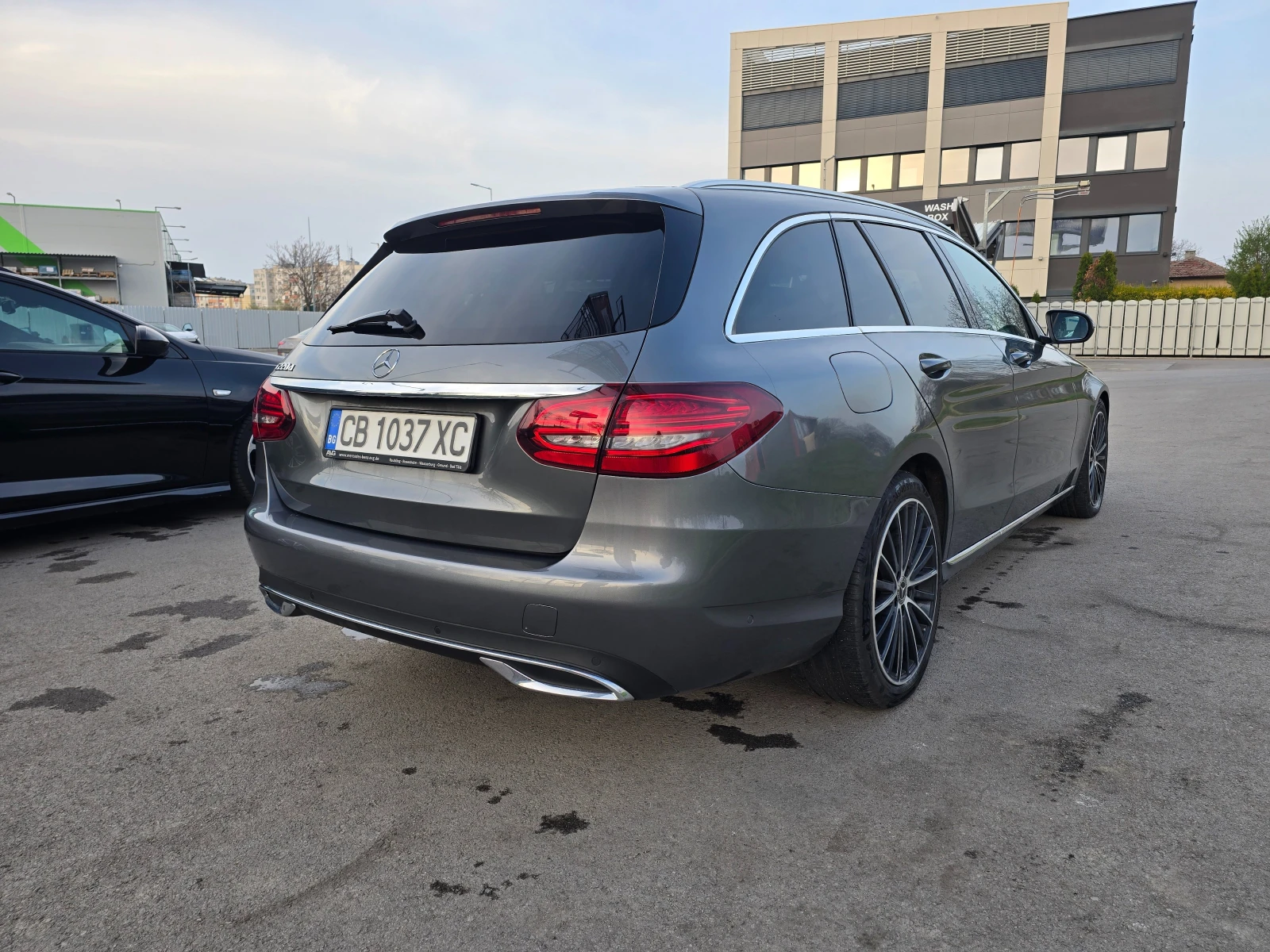 Mercedes-Benz C 220, снимка 4 - Автомобили и джипове - 54183382