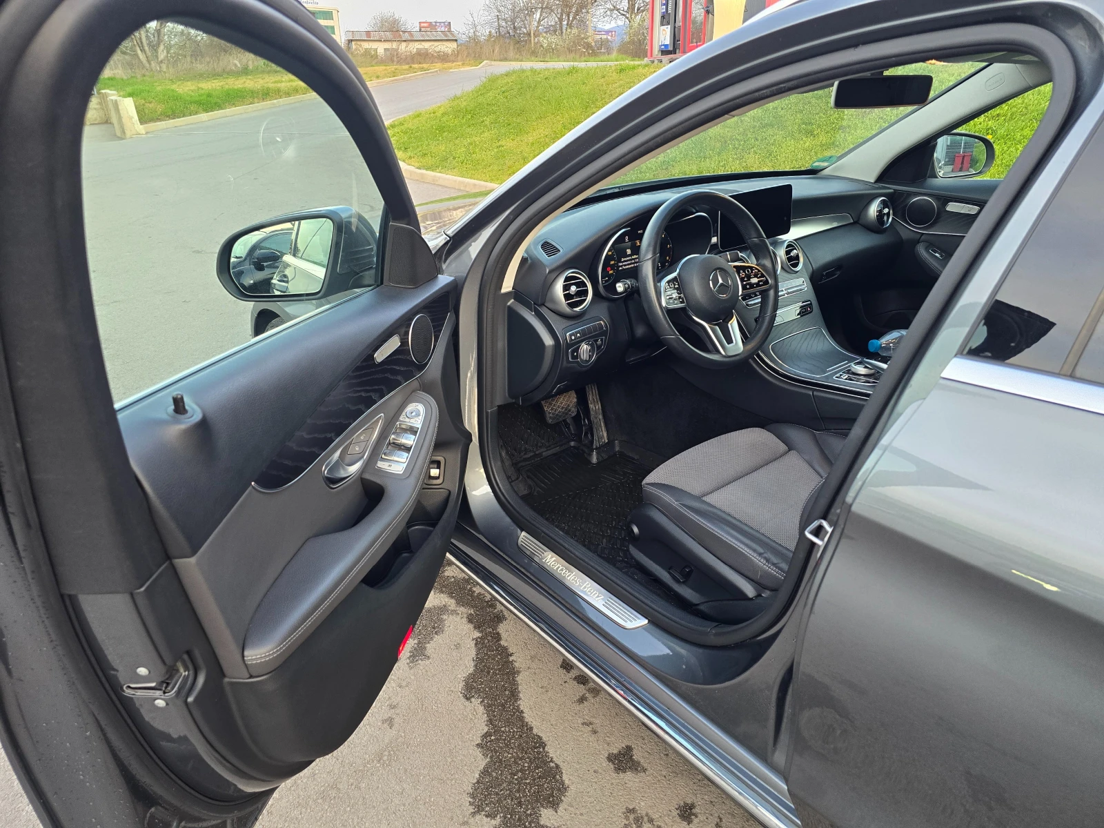 Mercedes-Benz C 220, снимка 9 - Автомобили и джипове - 54183382