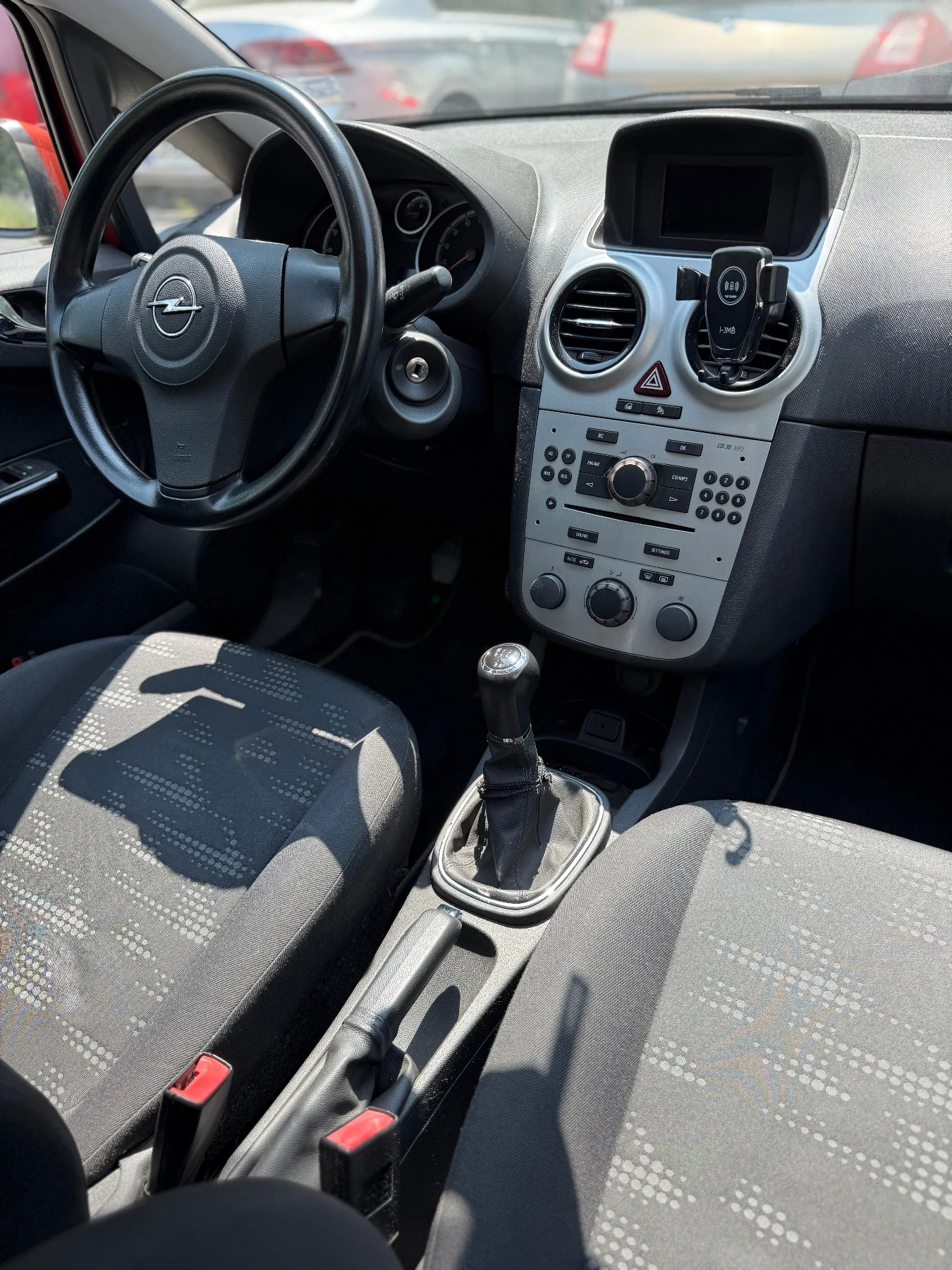 Opel Corsa, снимка 8 - Автомобили и джипове - 54198860