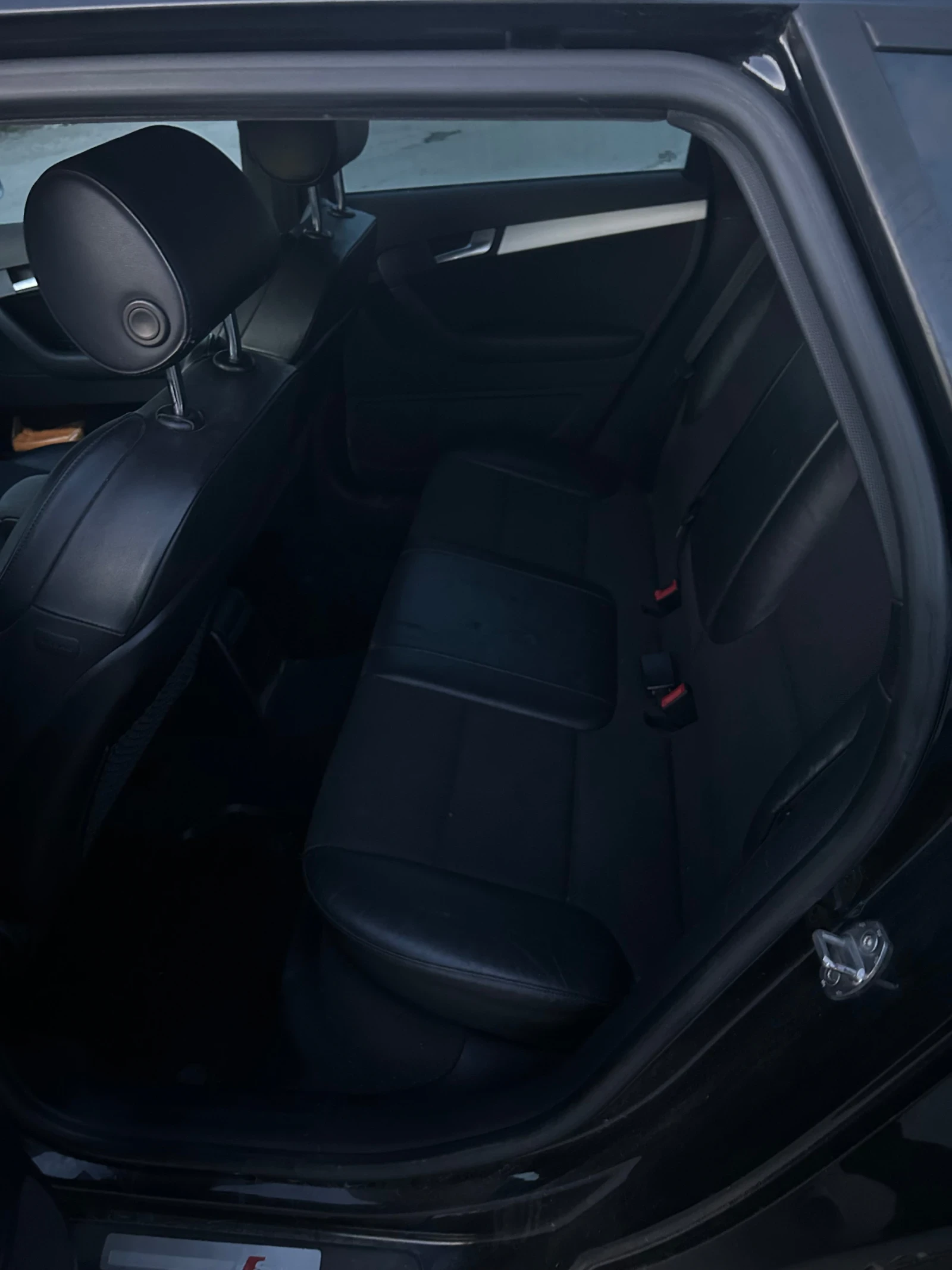 Audi A3 2.0 TFSI, снимка 8 - Автомобили и джипове - 54357558