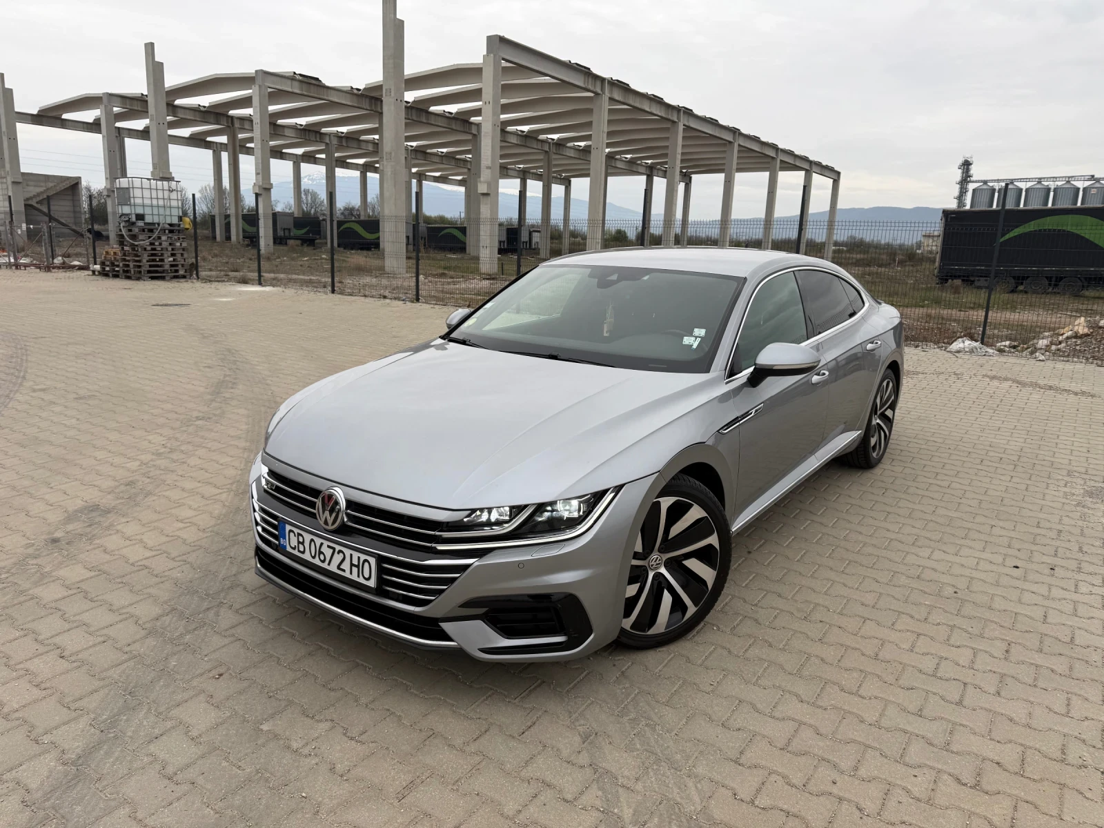 VW Arteon 2.0tdi R line, снимка 3 - Автомобили и джипове - 54486513