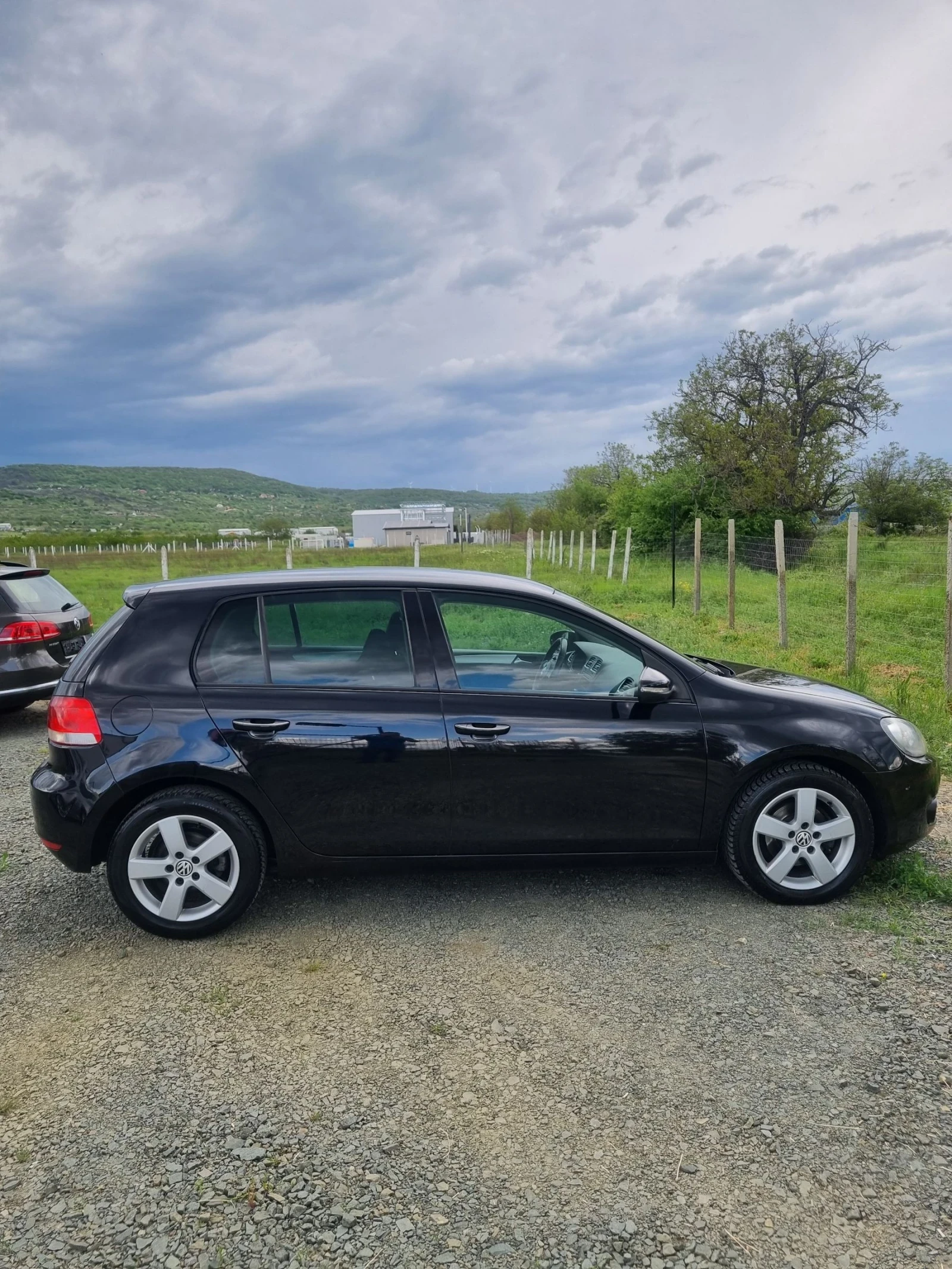 VW Golf, снимка 4 - Автомобили и джипове - 54526692
