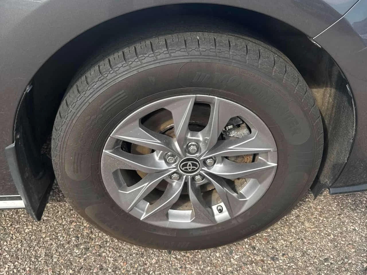 Toyota Sienna * XLE 8 Passenger FWD * АВТОКРЕДИТ* , снимка 7 - Автомобили и джипове - 55163971
