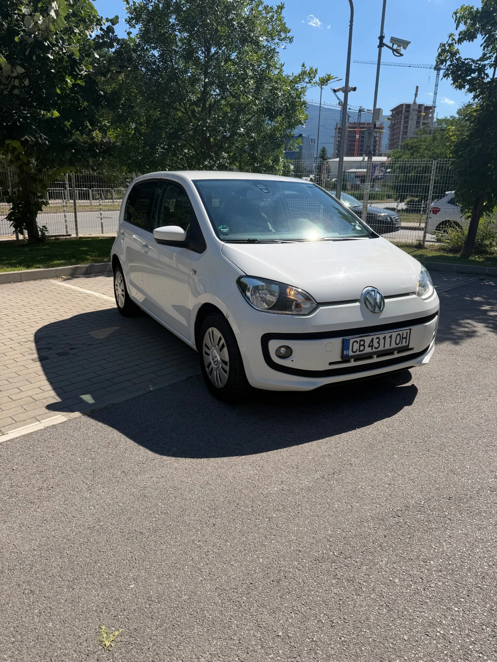 VW Up 1.0 Автоматик, снимка 2 - Автомобили и джипове - 55317930