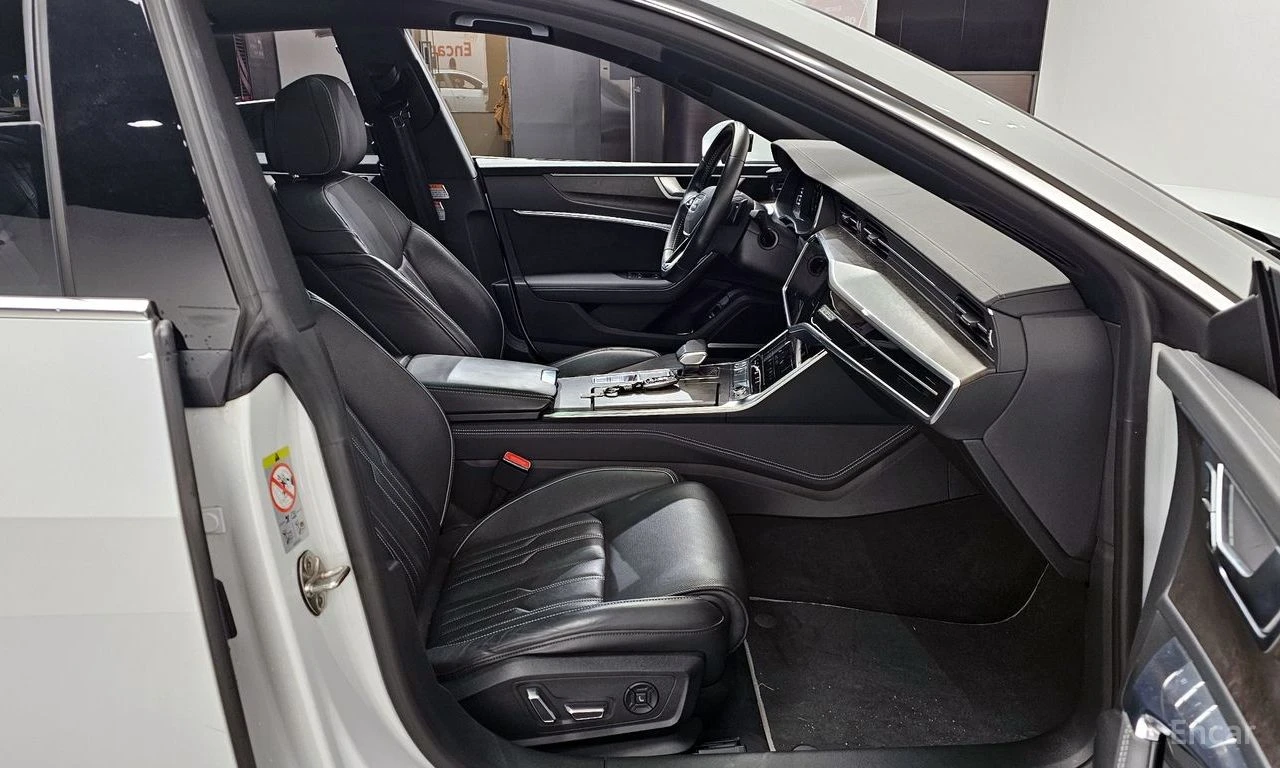 Audi A7 55TFSI* MATRIX* S* LINE* ОБДУХВАНЕ* ДИСТРОНИК* , снимка 13 - Автомобили и джипове - 55444519
