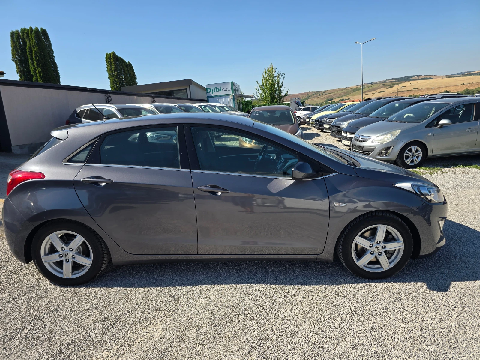 Hyundai I30 1.6i-135k.c-EURO6, снимка 4 - Автомобили и джипове - 55492438