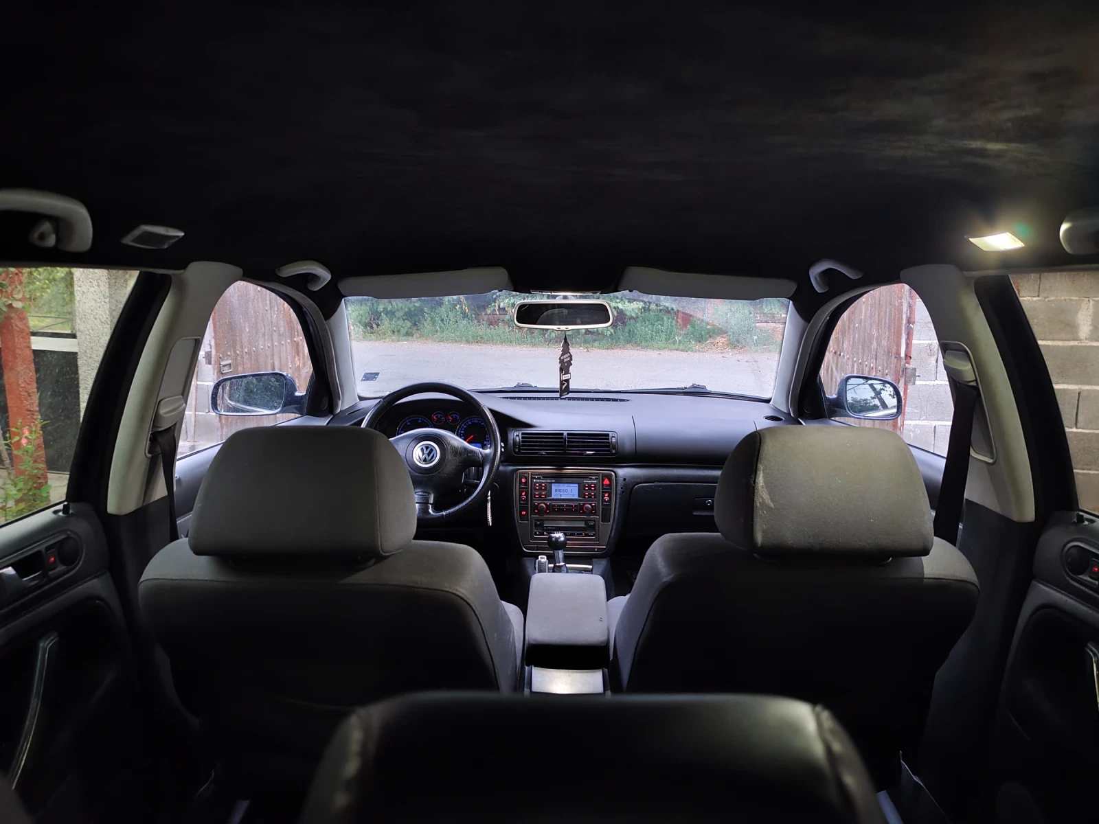 VW Passat, снимка 5 - Автомобили и джипове - 55592213