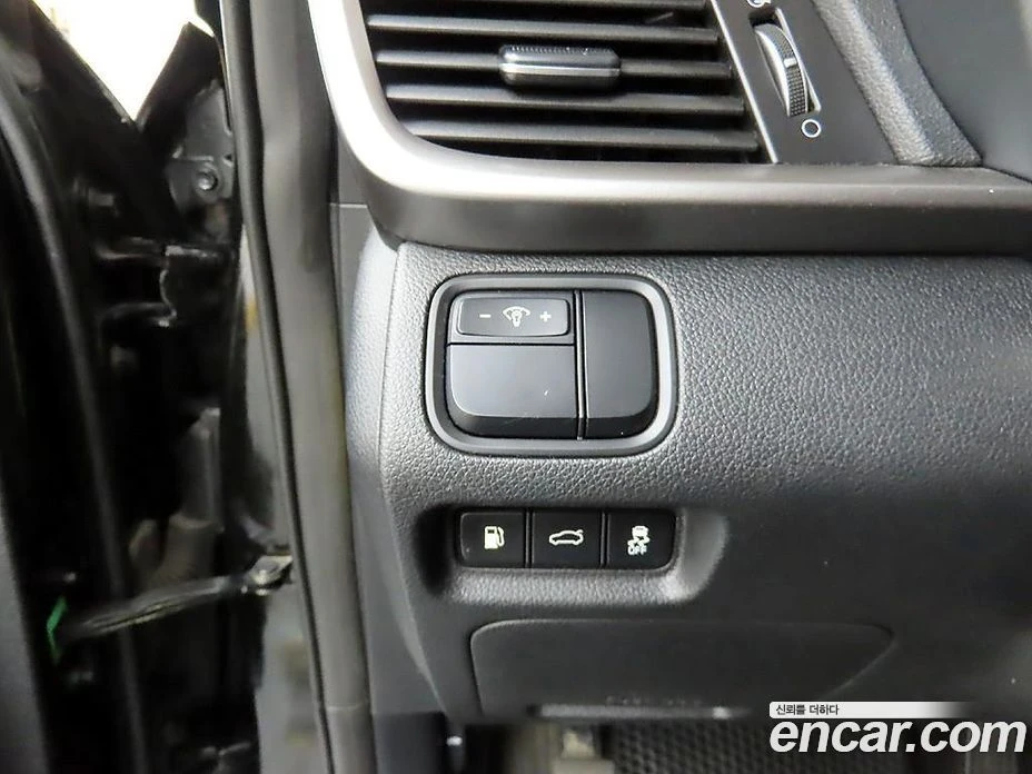 Kia K5 2.0 Luxury, снимка 12 - Автомобили и джипове - 55669054